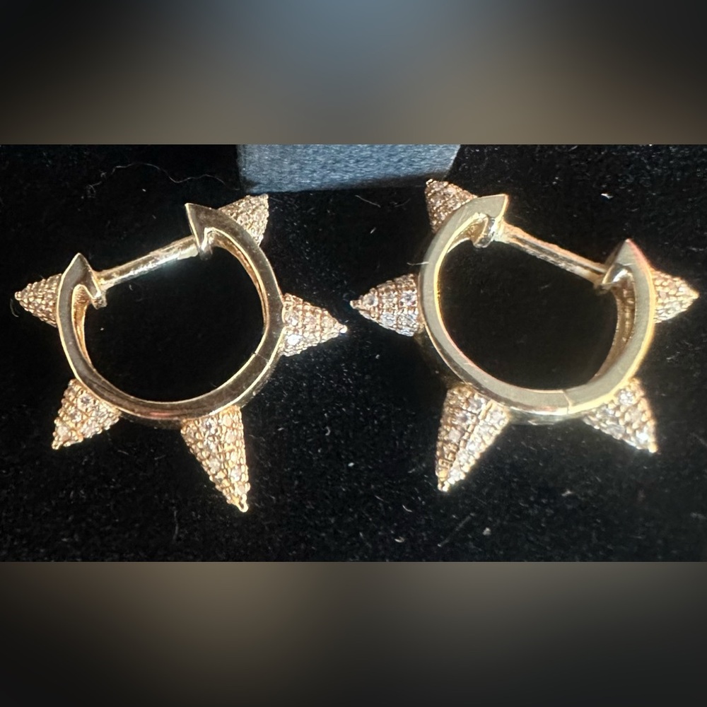 14KT Gold Diamond encrusted 5 spike Earrings